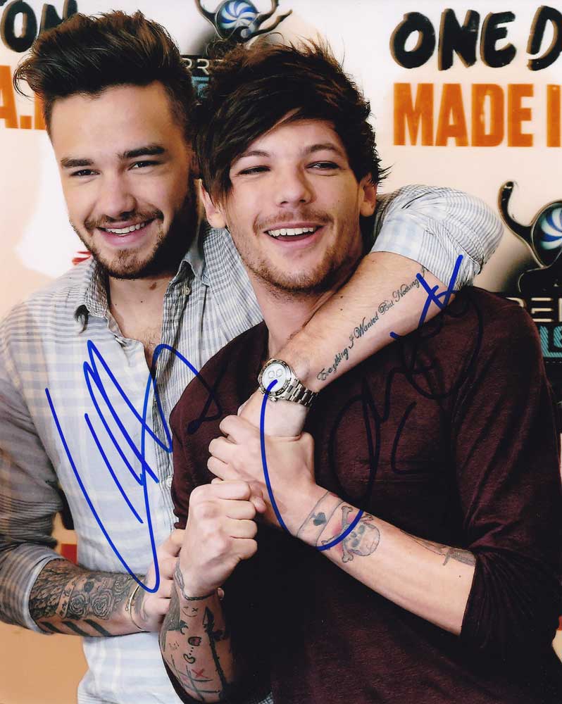 One Direction in-person autographed photo by 2