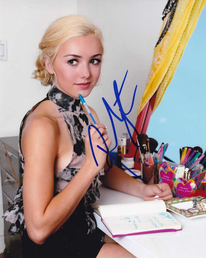 Peyton List in-person autographed photo