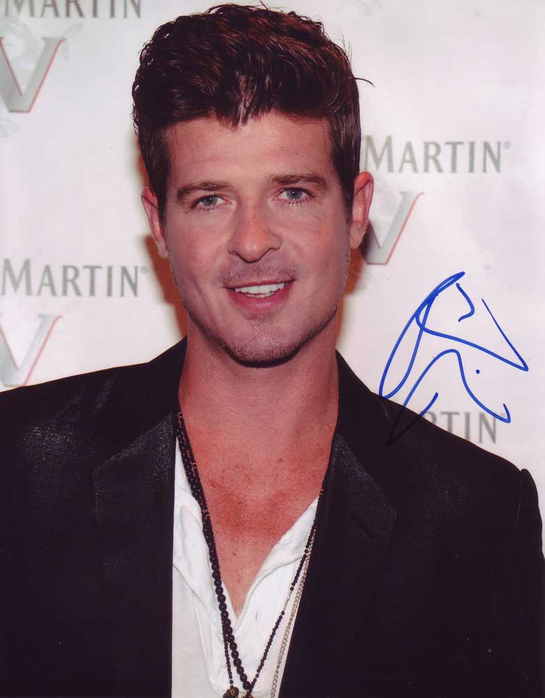 Robin Thicke in-person autographed photo