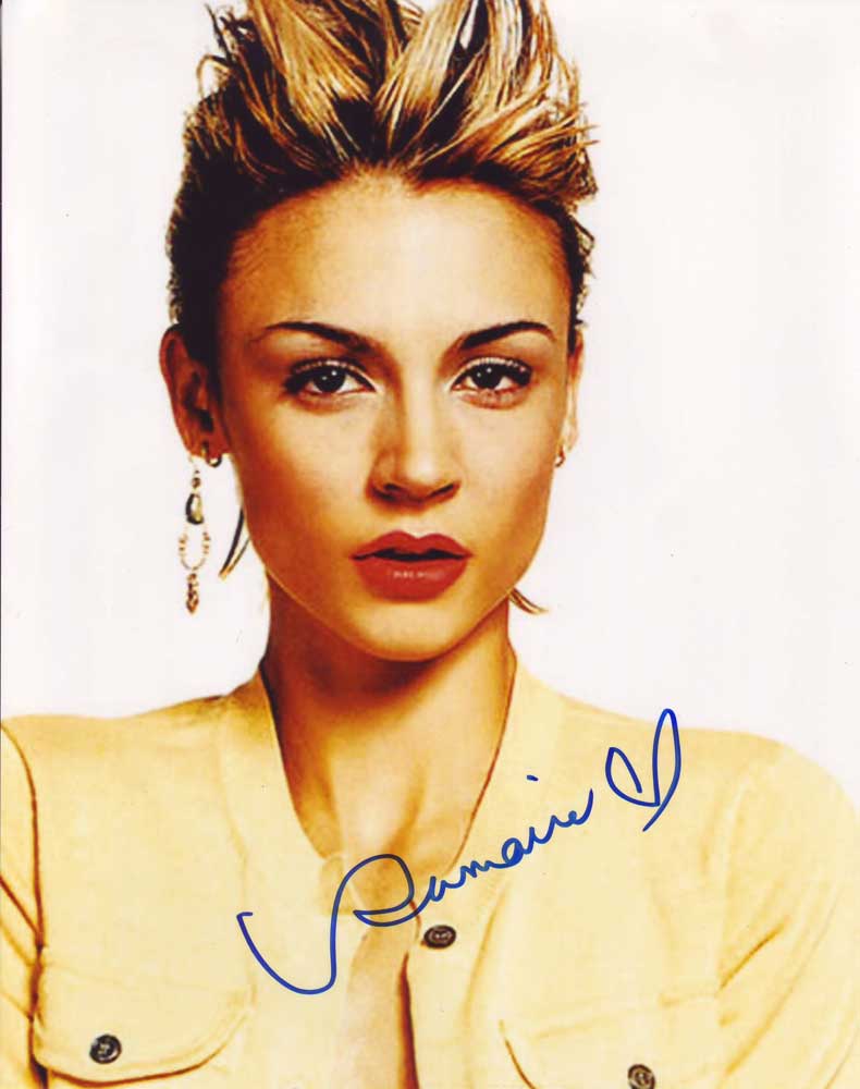 Samaire Armstrong in-person autographed photo