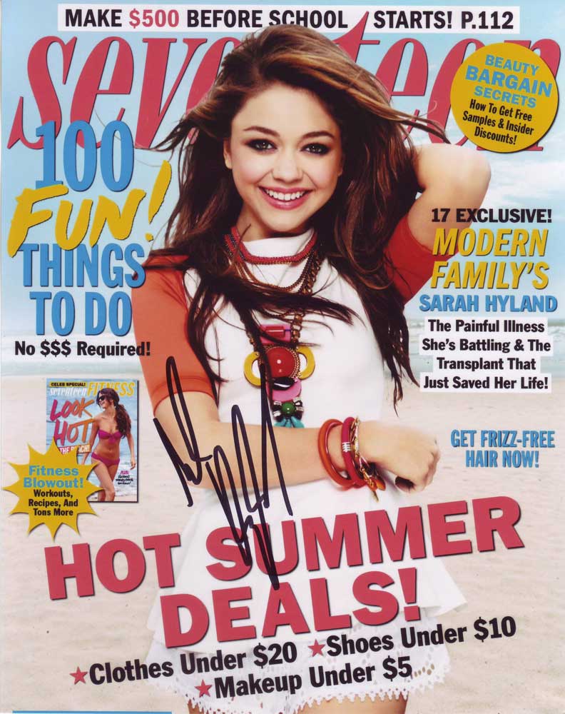 Sarah Hyland In-person Autographed Photo