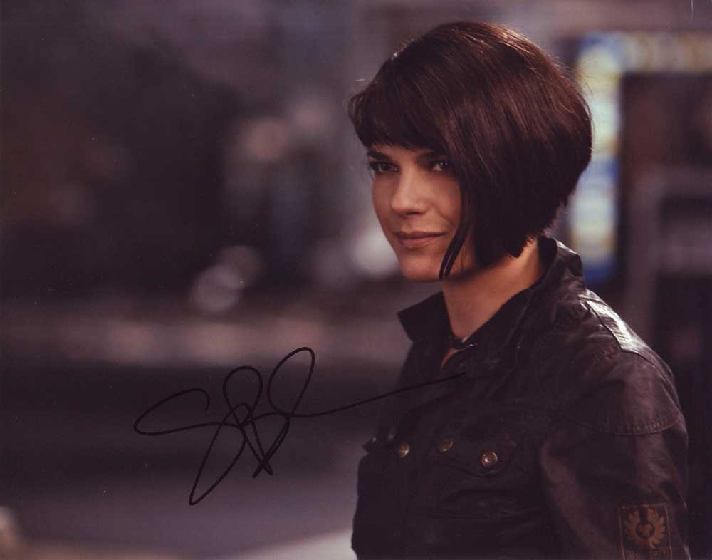 Selma Blair in-person autographed photo