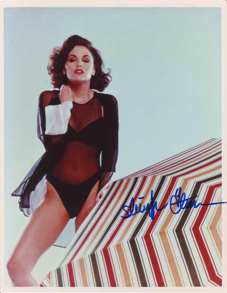 Sherilyn Fenn in-person autographed photo