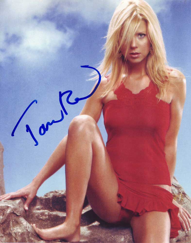 Tara Reid in-person autographed photo
