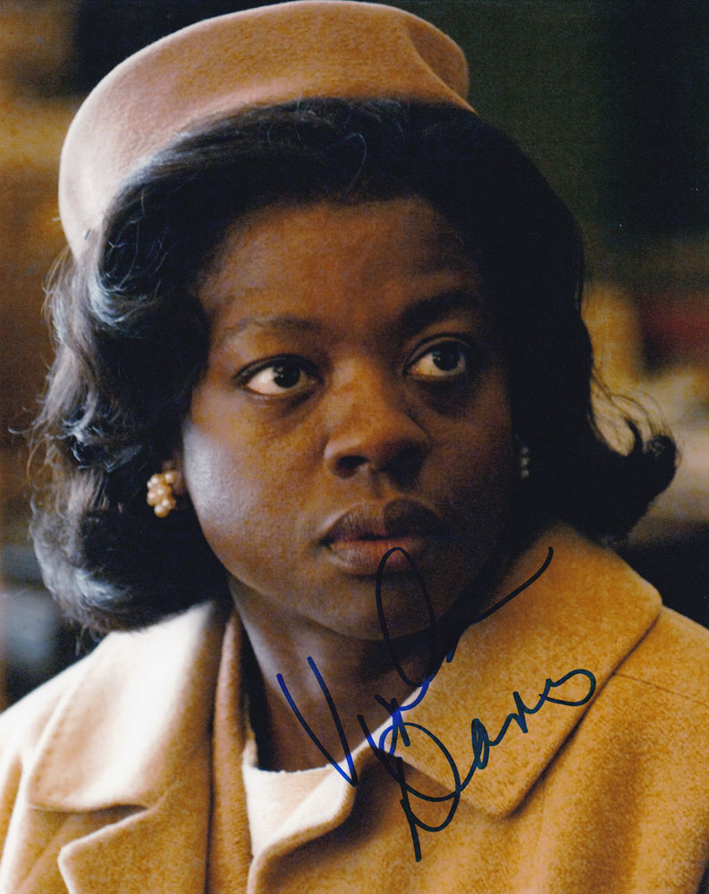 Viola Davis in-person autographed photo