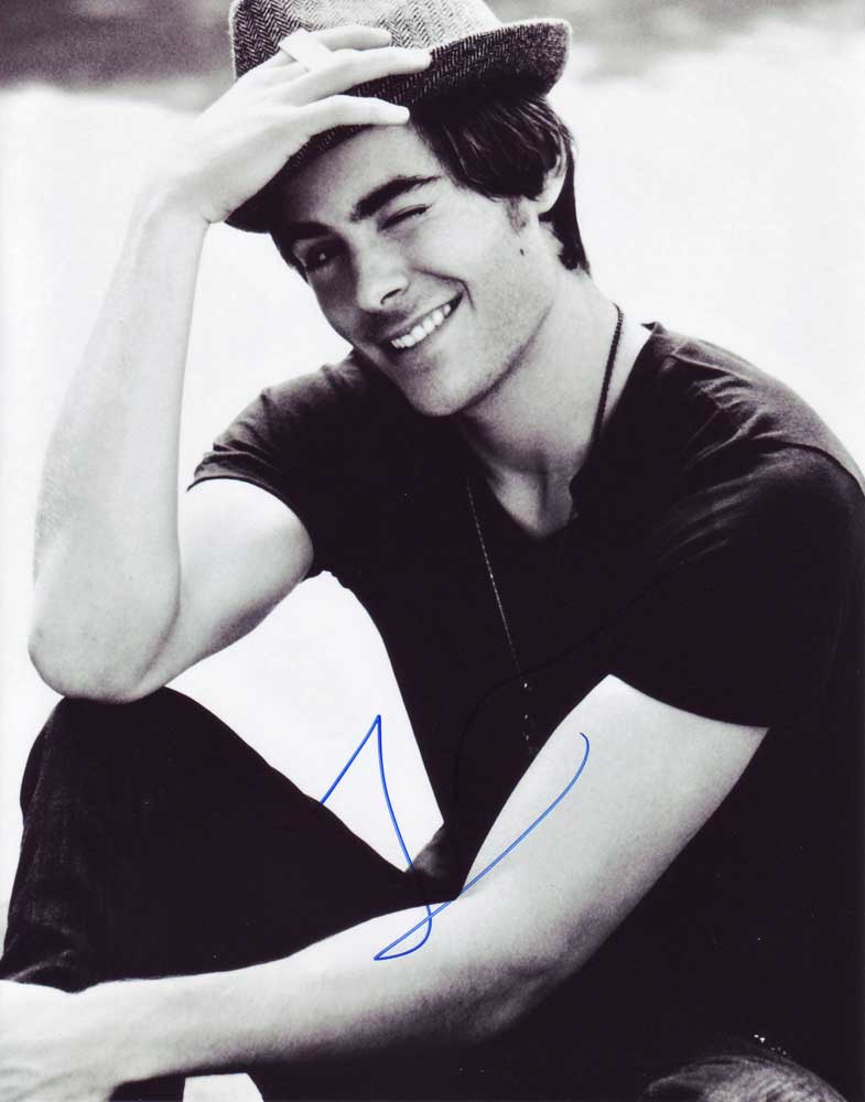 Zac Efron in-person autographed photo